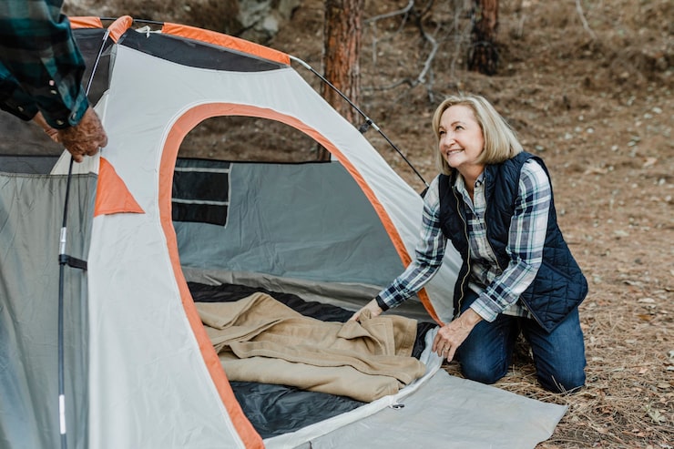 Sleeping Bag dan Matras: Kunci Tidur Nyenyak saat Camping