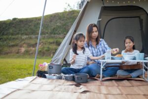https://hilltopcamplembang.com/tempat-camping-di-lembang-bandung-murah/
