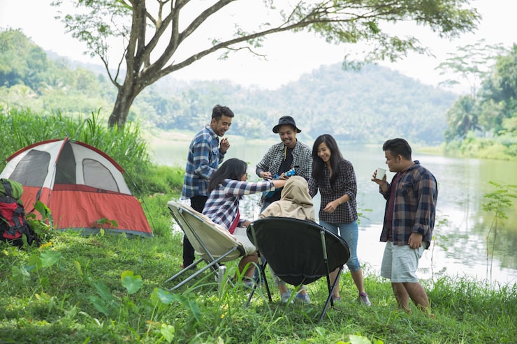 Camping Menyenangkan di Bandung: Dapatkan Energi Baru untuk Tim Anda